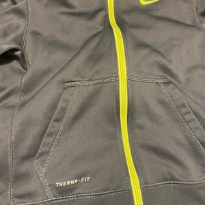Female Nike therma fit hoodie